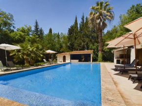 Mas rénové à Mouriès avec piscine, 6 chambres, terrasses et pool houses, en pleine nature provençale. - FR-1-599-90